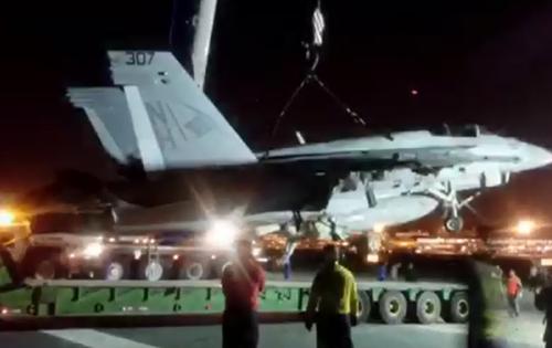 Turk Heavy Transport Remove Crashed F-18 in Bahrain