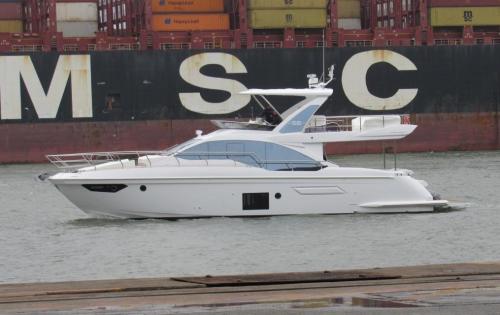DC Logistics Brasil Handle 56' Yacht