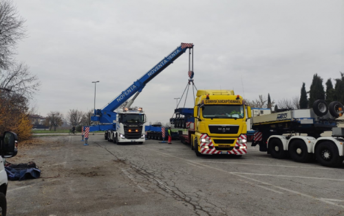 Fortune International Transport Wide Machinery from Genoa